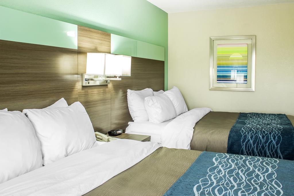 Comfort Inn Dunn Near I-95 Ngoại thất bức ảnh