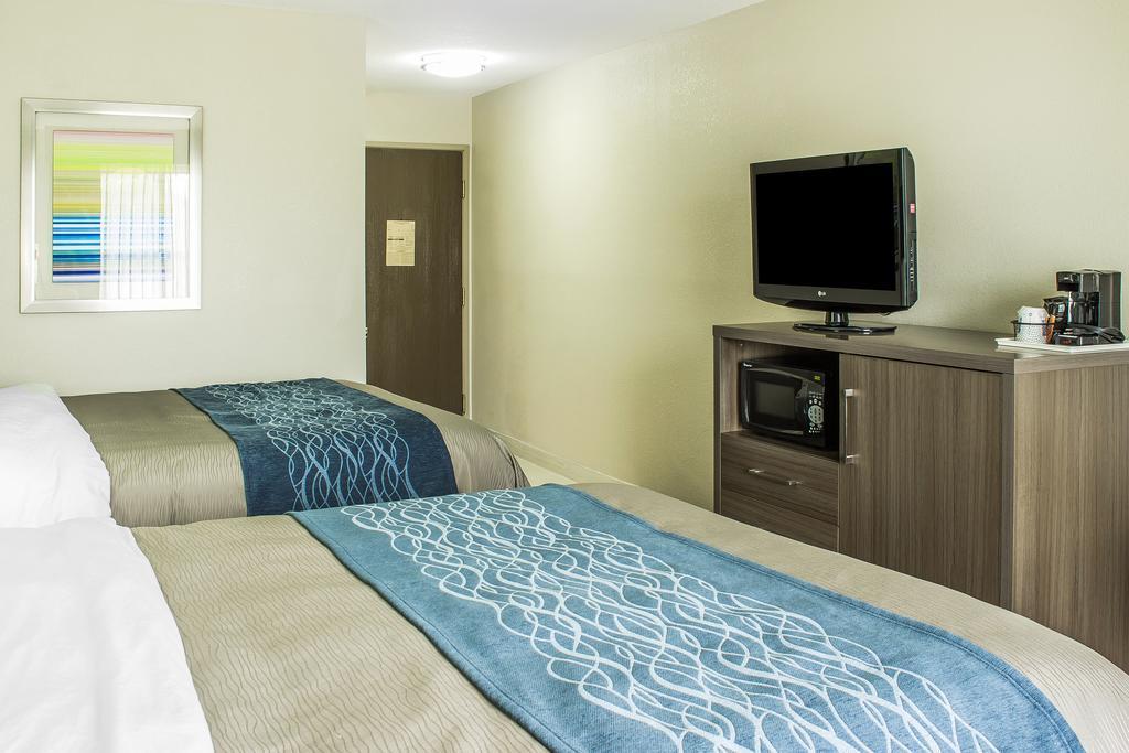 Comfort Inn Dunn Near I-95 Ngoại thất bức ảnh