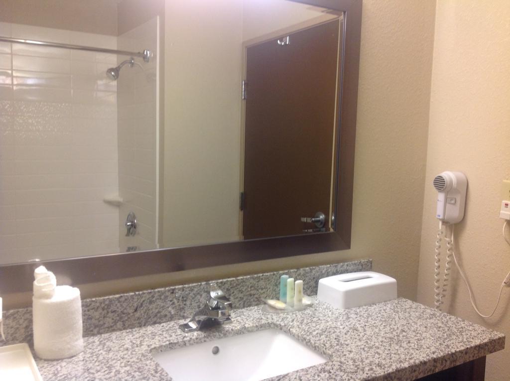 Comfort Inn Dunn Near I-95 Ngoại thất bức ảnh