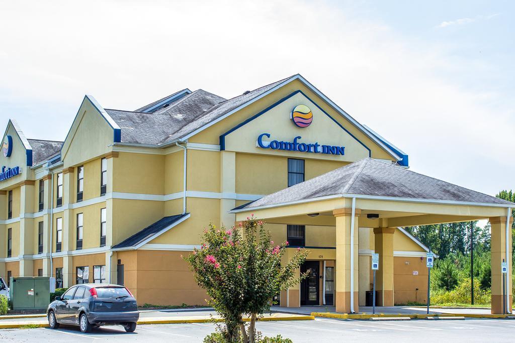 Comfort Inn Dunn Near I-95 Ngoại thất bức ảnh