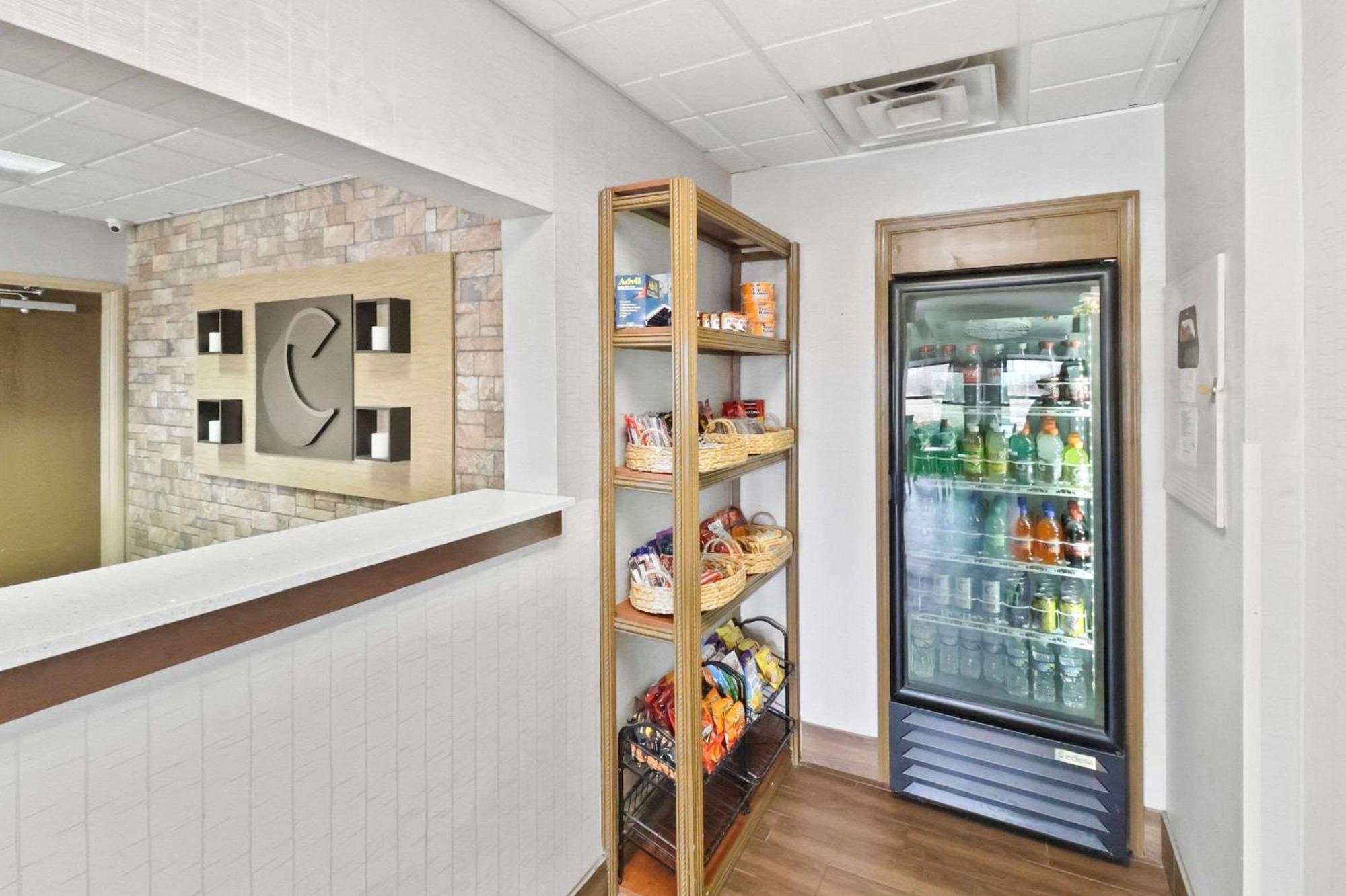 Comfort Inn Dunn Near I-95 Ngoại thất bức ảnh