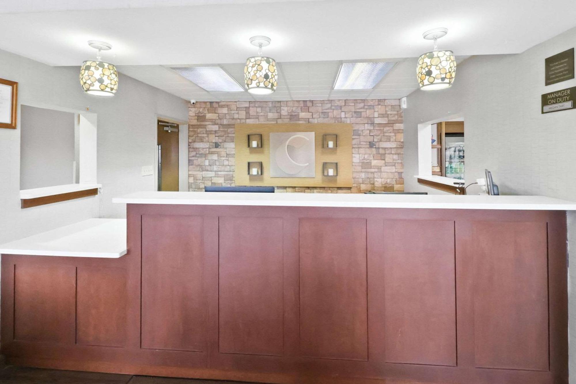 Comfort Inn Dunn Near I-95 Ngoại thất bức ảnh