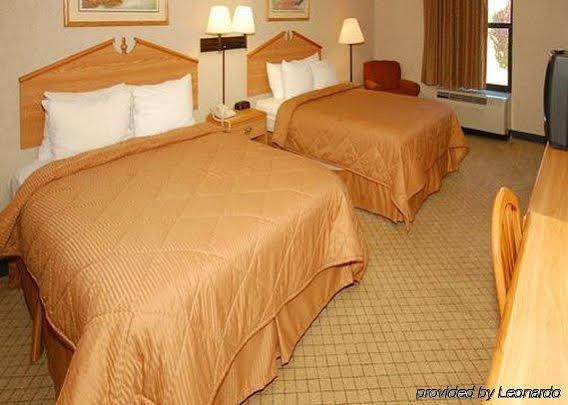 Comfort Inn Dunn Near I-95 Ngoại thất bức ảnh